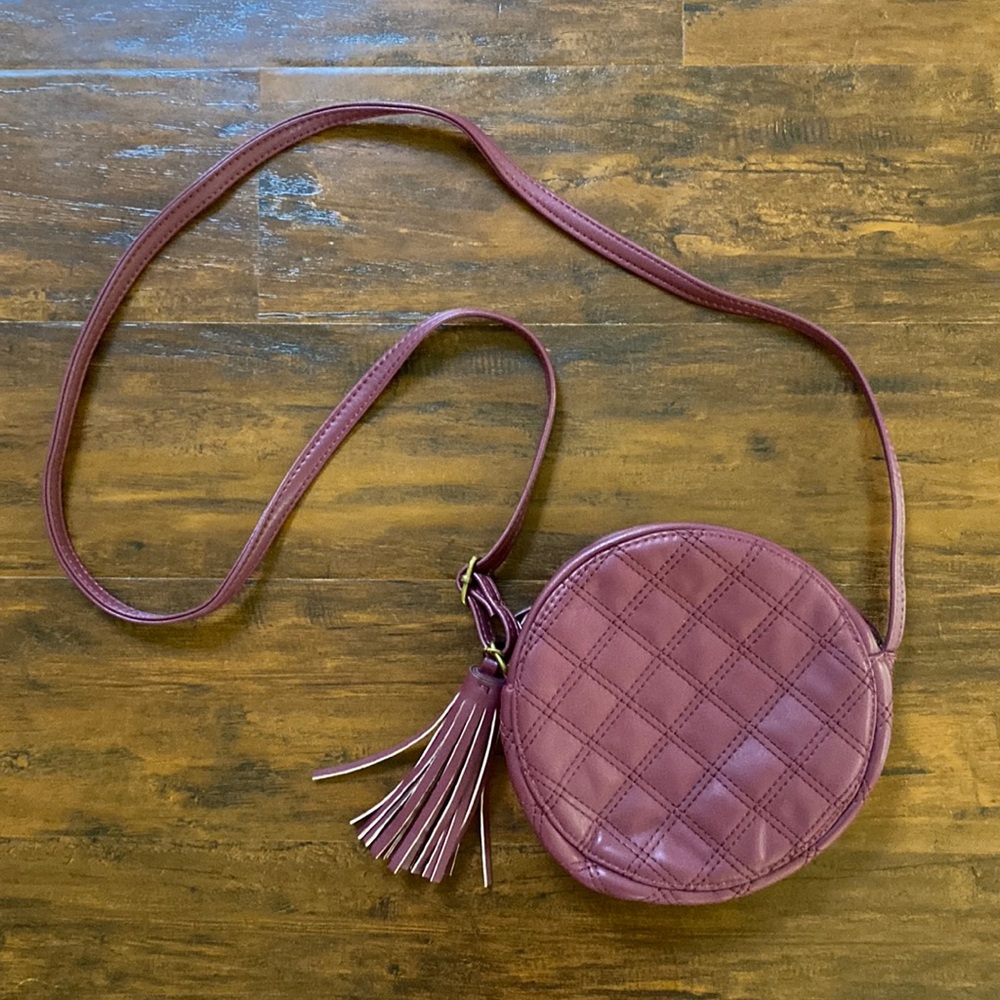 NWOT Art Class Burgendy Girls Crossbody with Tassel